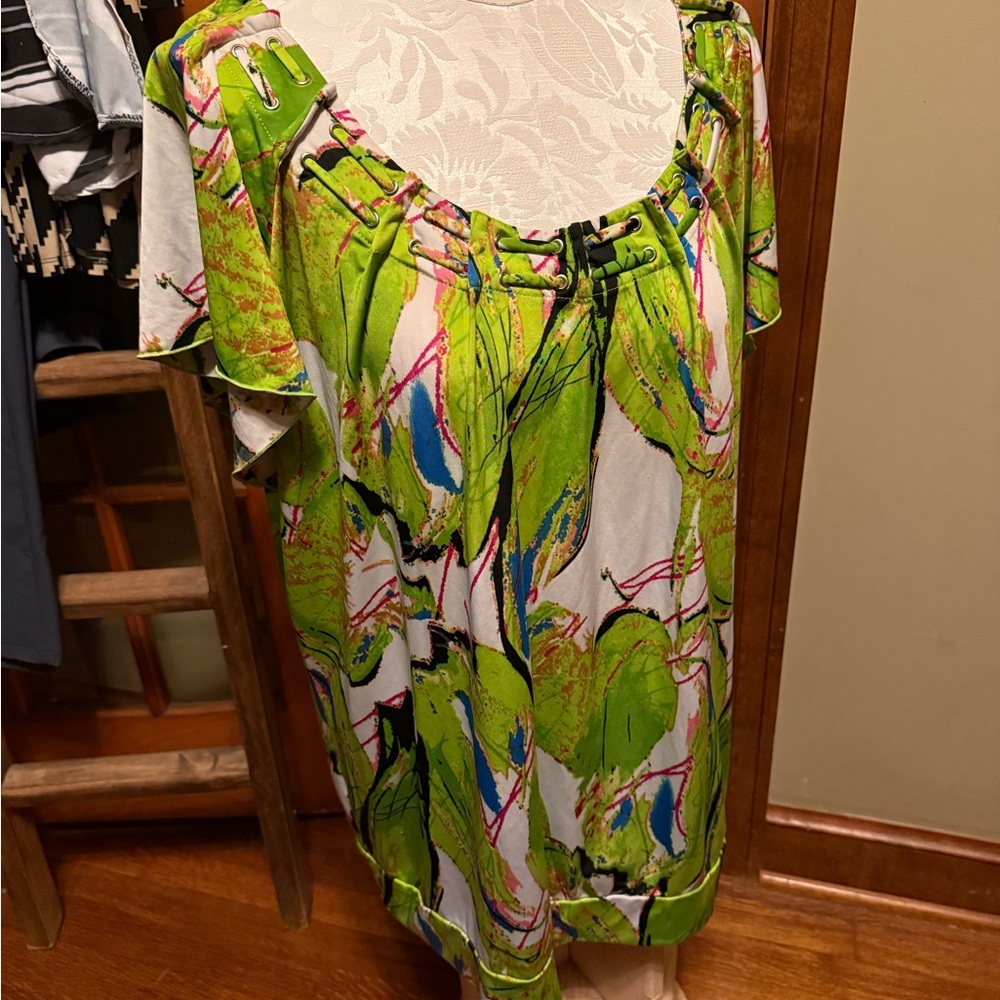 Milano Green and White Blouse